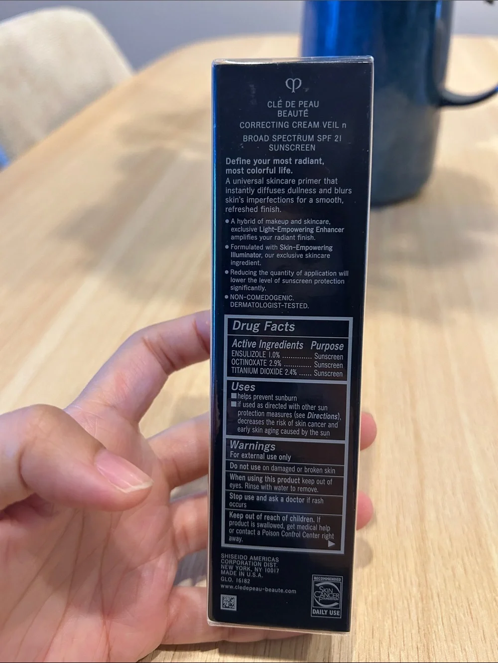 cle de peau correcting cream